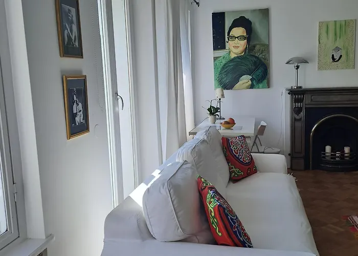 Spacious In Tempelhof Park Area *