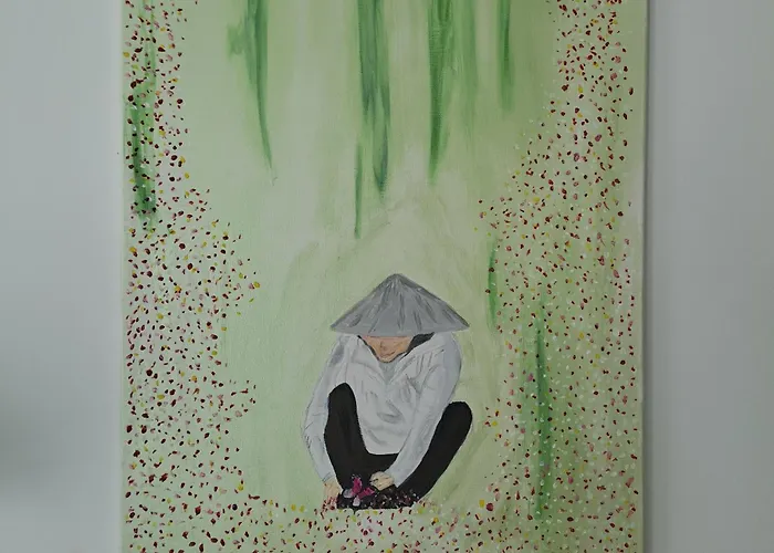 Проживание в семье Spacious In Tempelhof Park Area Берлин