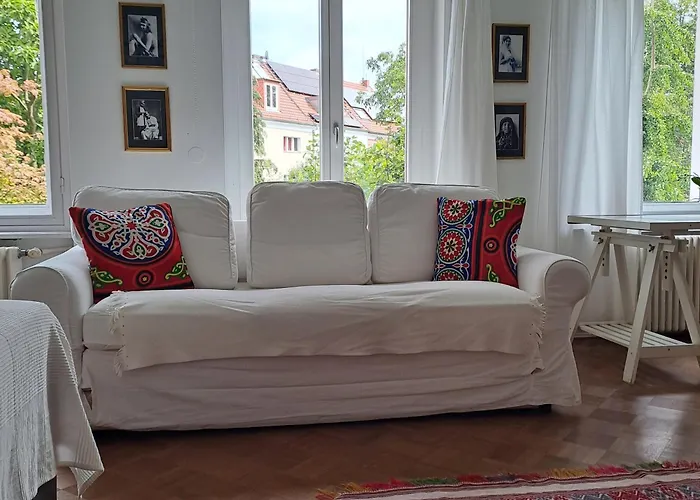 Spacious In Tempelhof Park Area Berlin